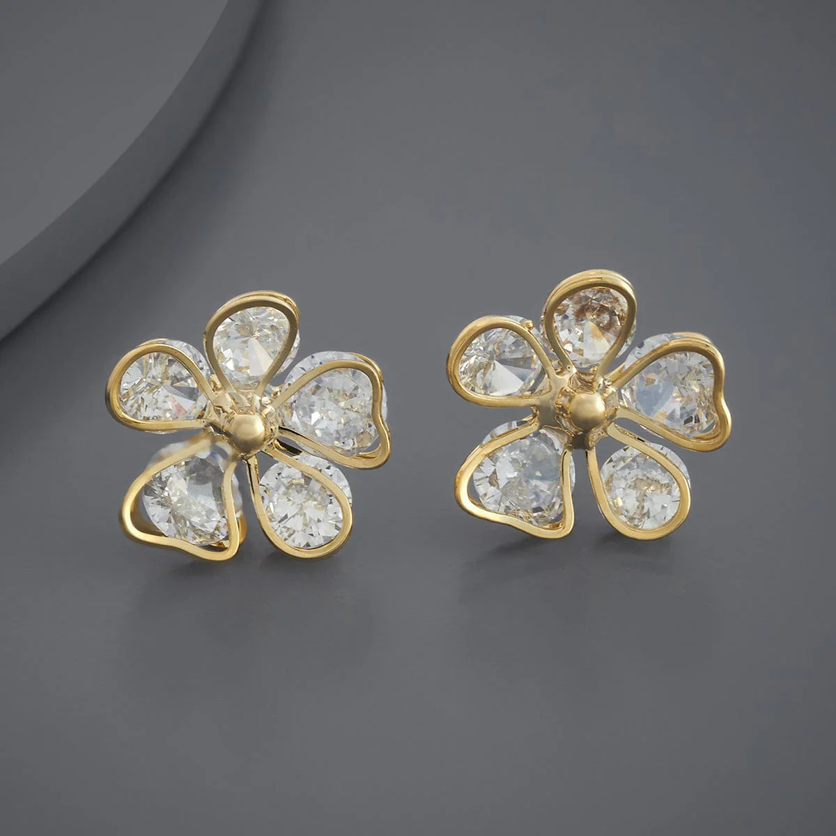 Trendy Earring 184245 - Image 5