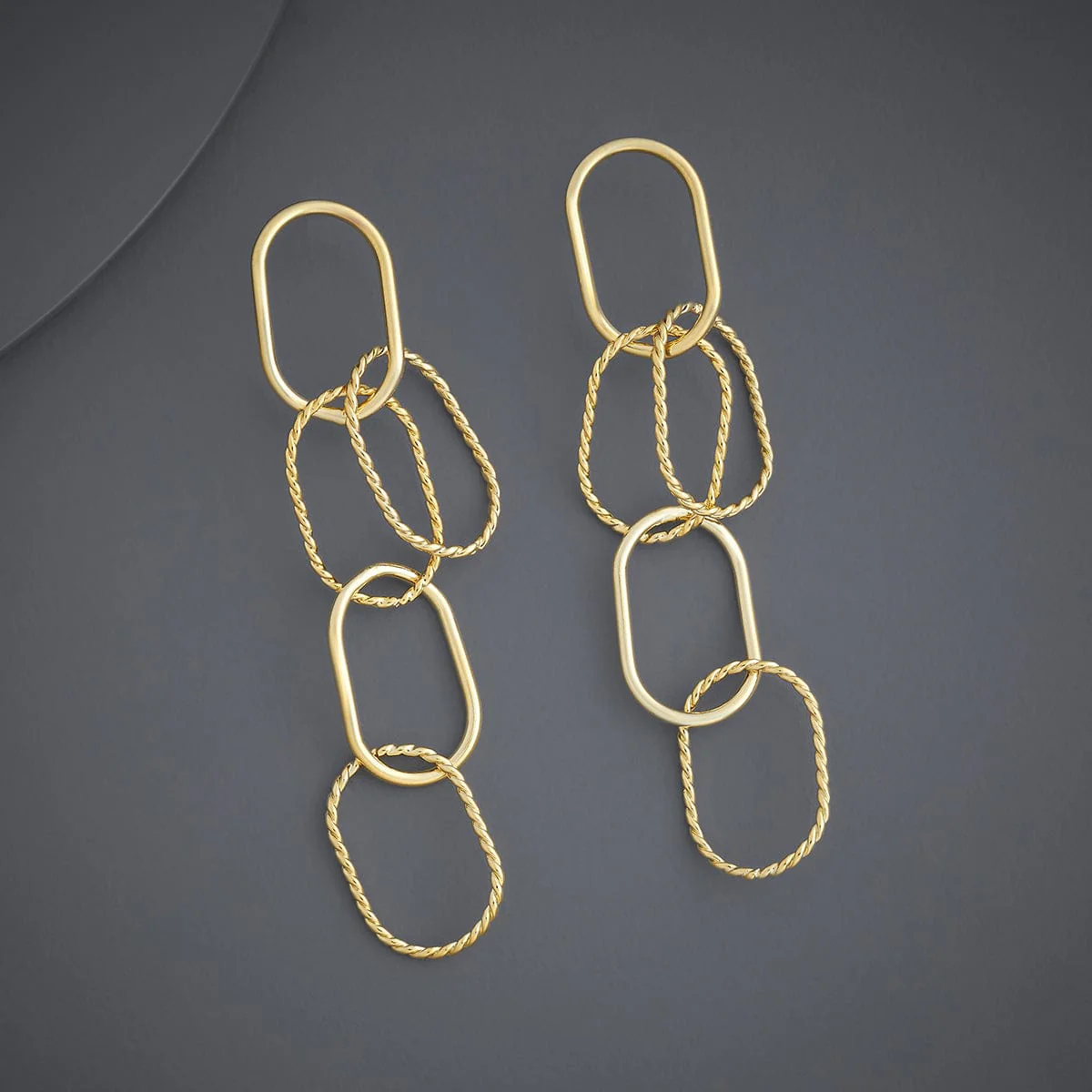 Trendy Earring 184267 - Image 2