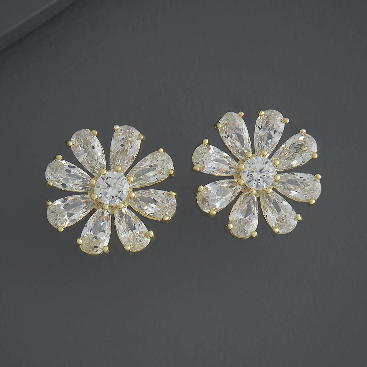 Trendy Earring 186362 - Image 5