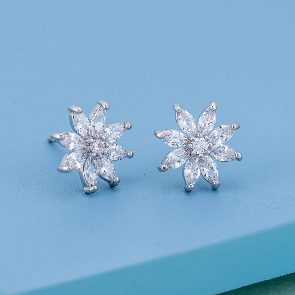 Trendy Earring 187417 - Image 6
