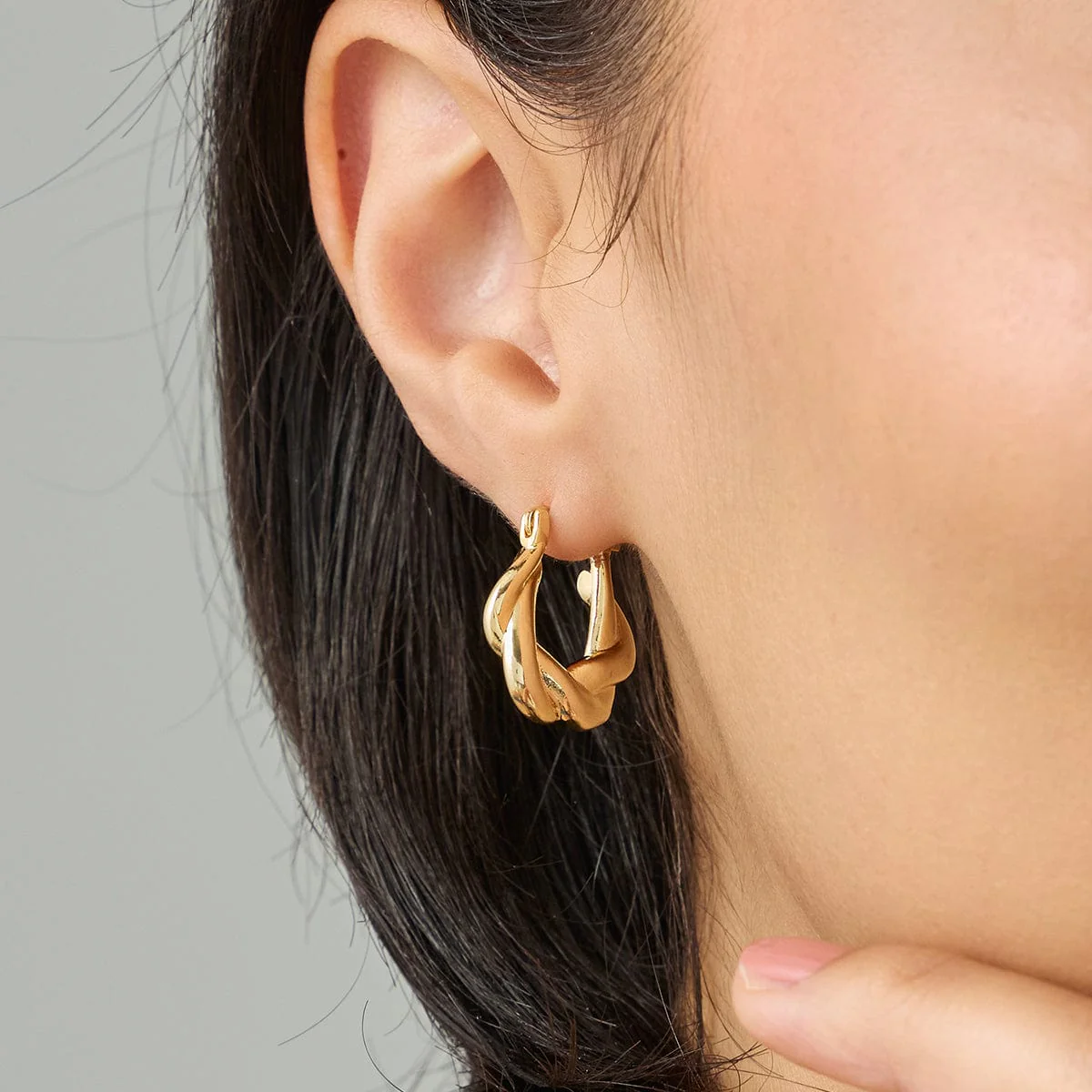Trendy Earring 187443 - Image 2