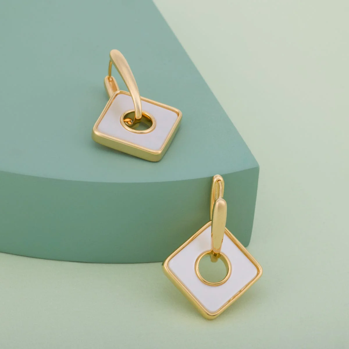 Trendy Earring 189445 - Image 12