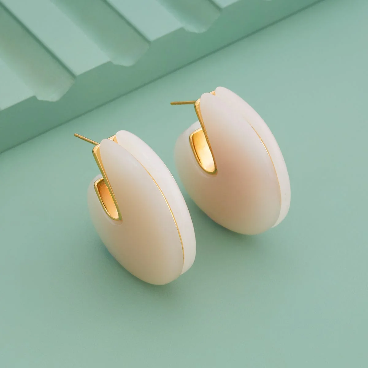 Trendy Earring 190069 - Image 5