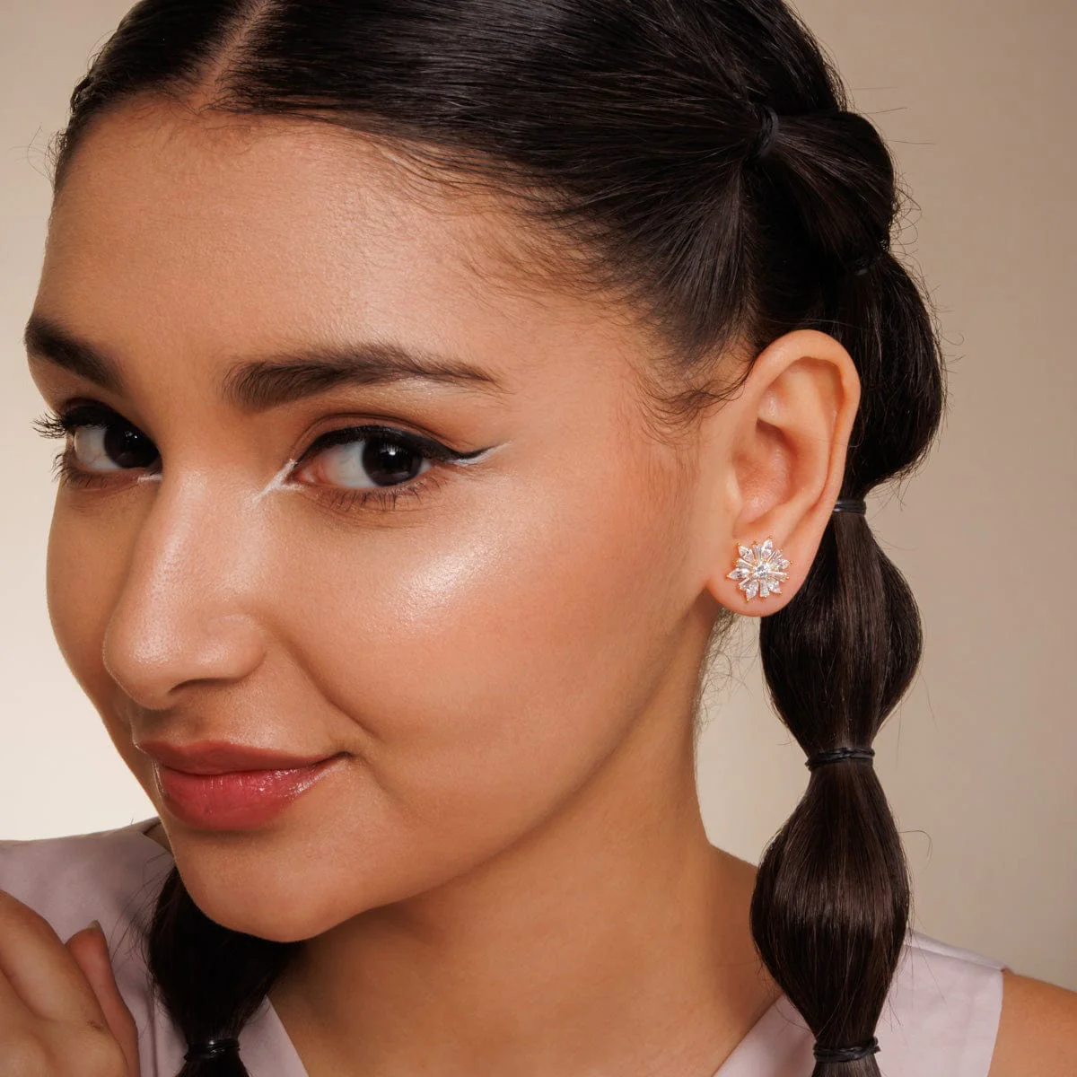 Trendy Earring 195699 - Image 2