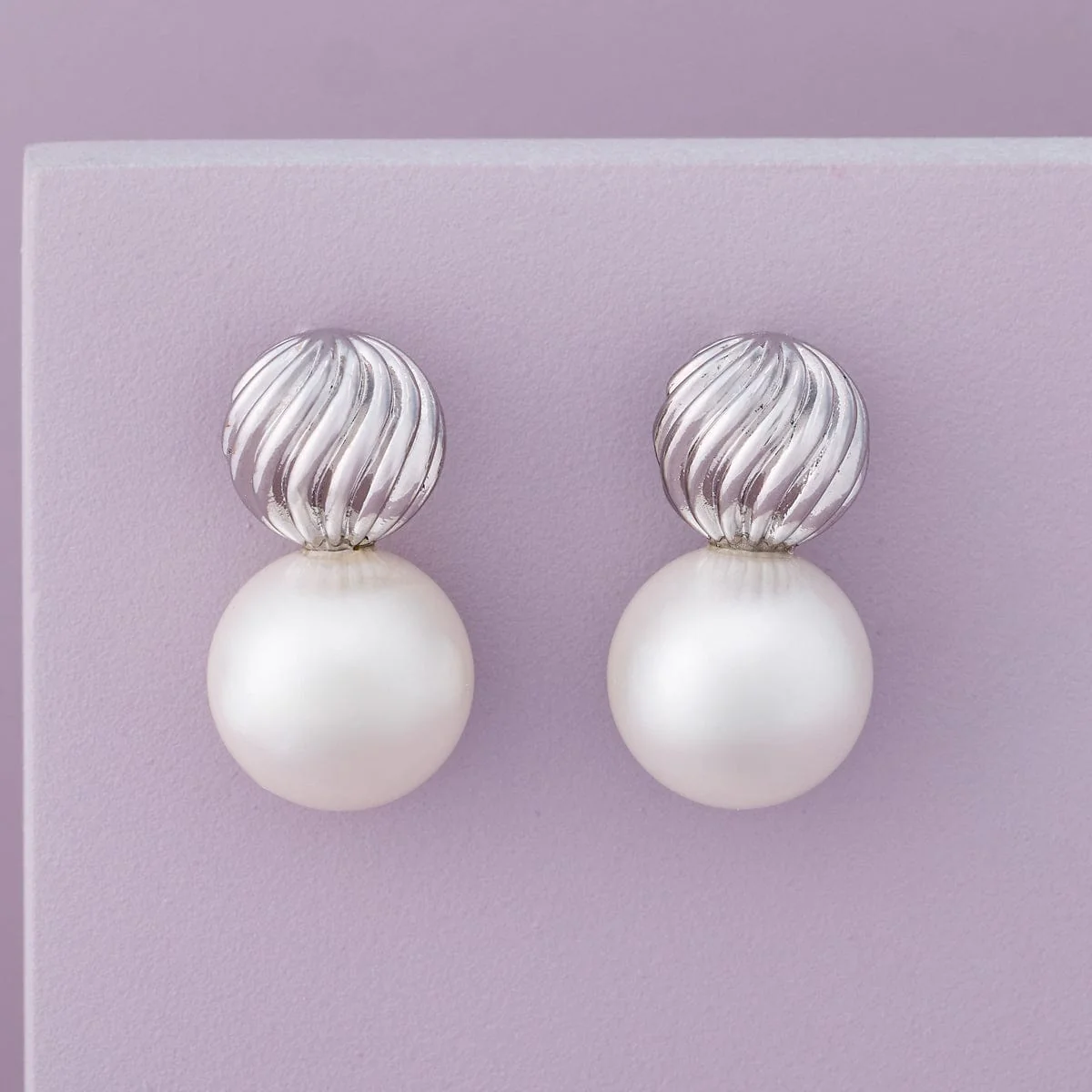 Trendy Earring 195792 - Image 4
