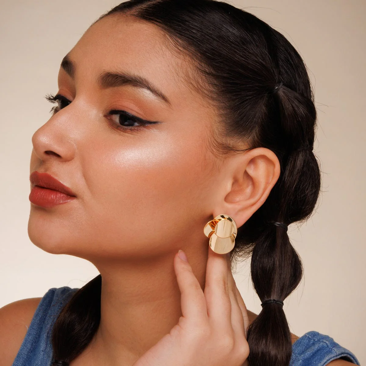 Trendy Earring 196093 - Image 2