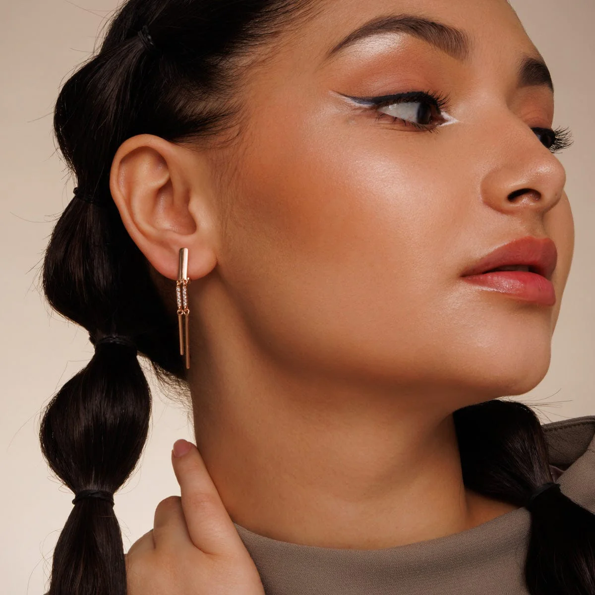 Trendy Earring 196155 - Image 2