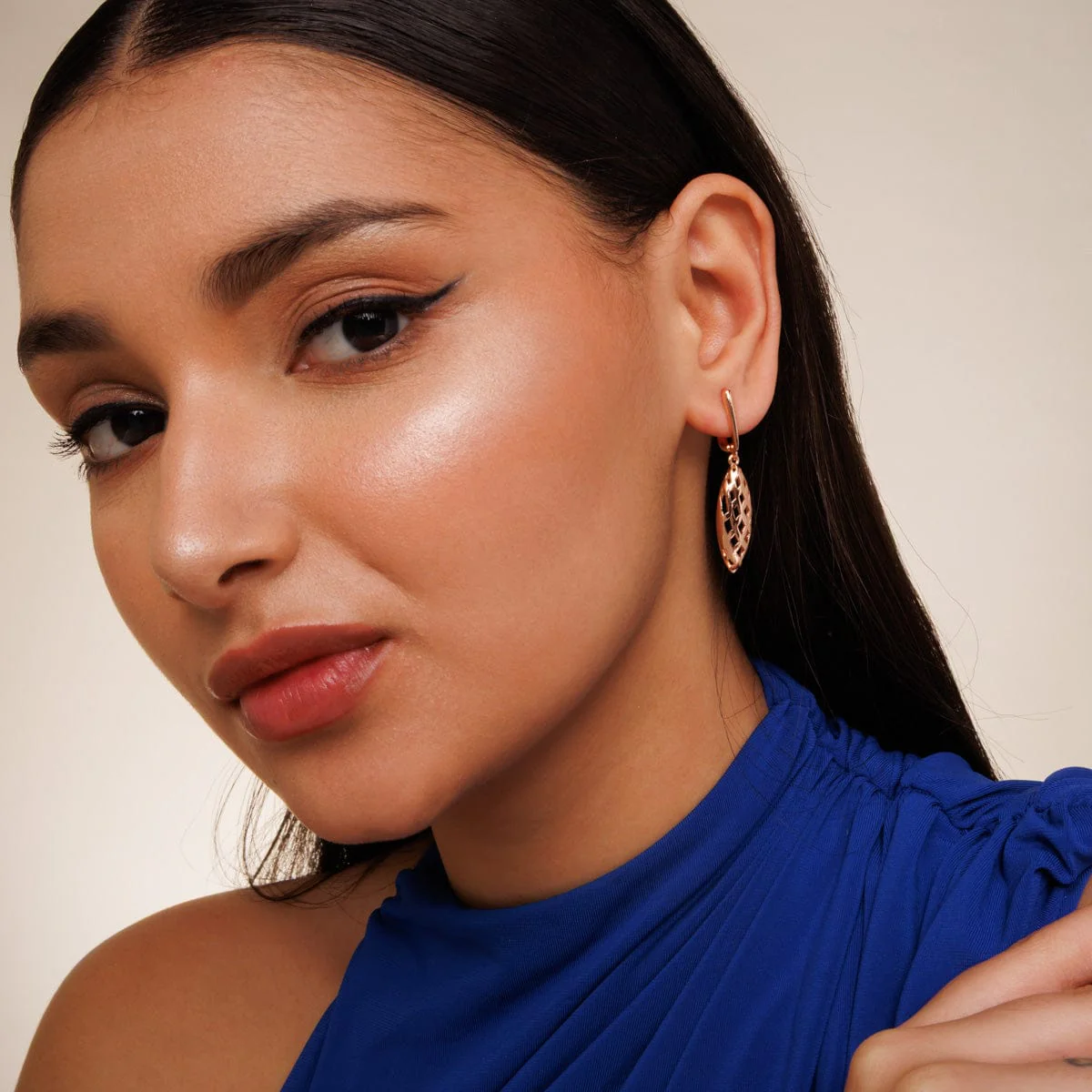 Trendy Earring 196573 - Image 2