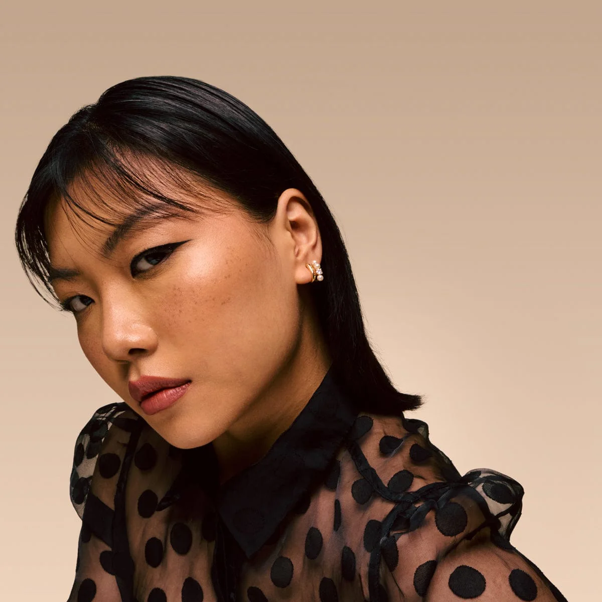 Trendy Earring 198373 - Image 2