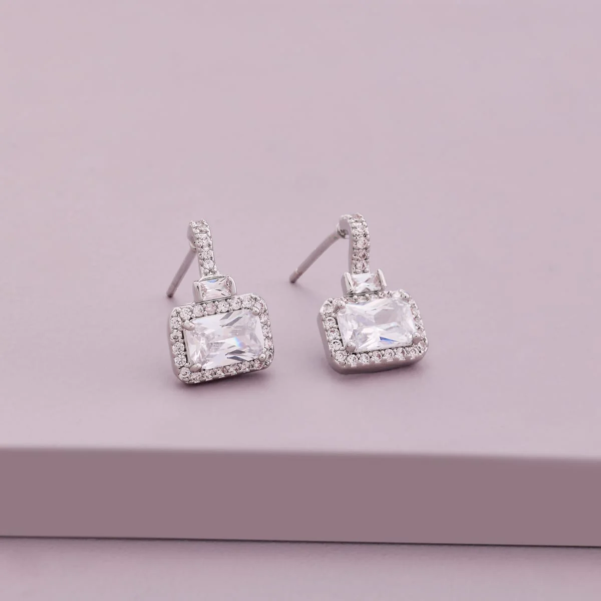 Trendy Earring 199174 - Image 4