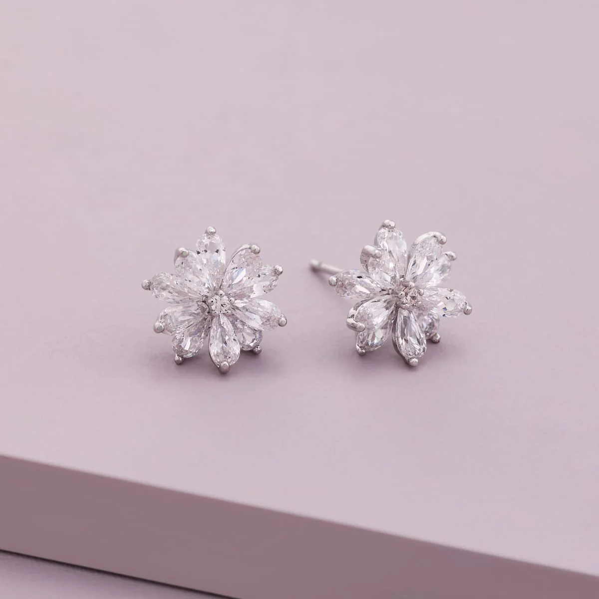 Trendy Earring 199177 - Image 4