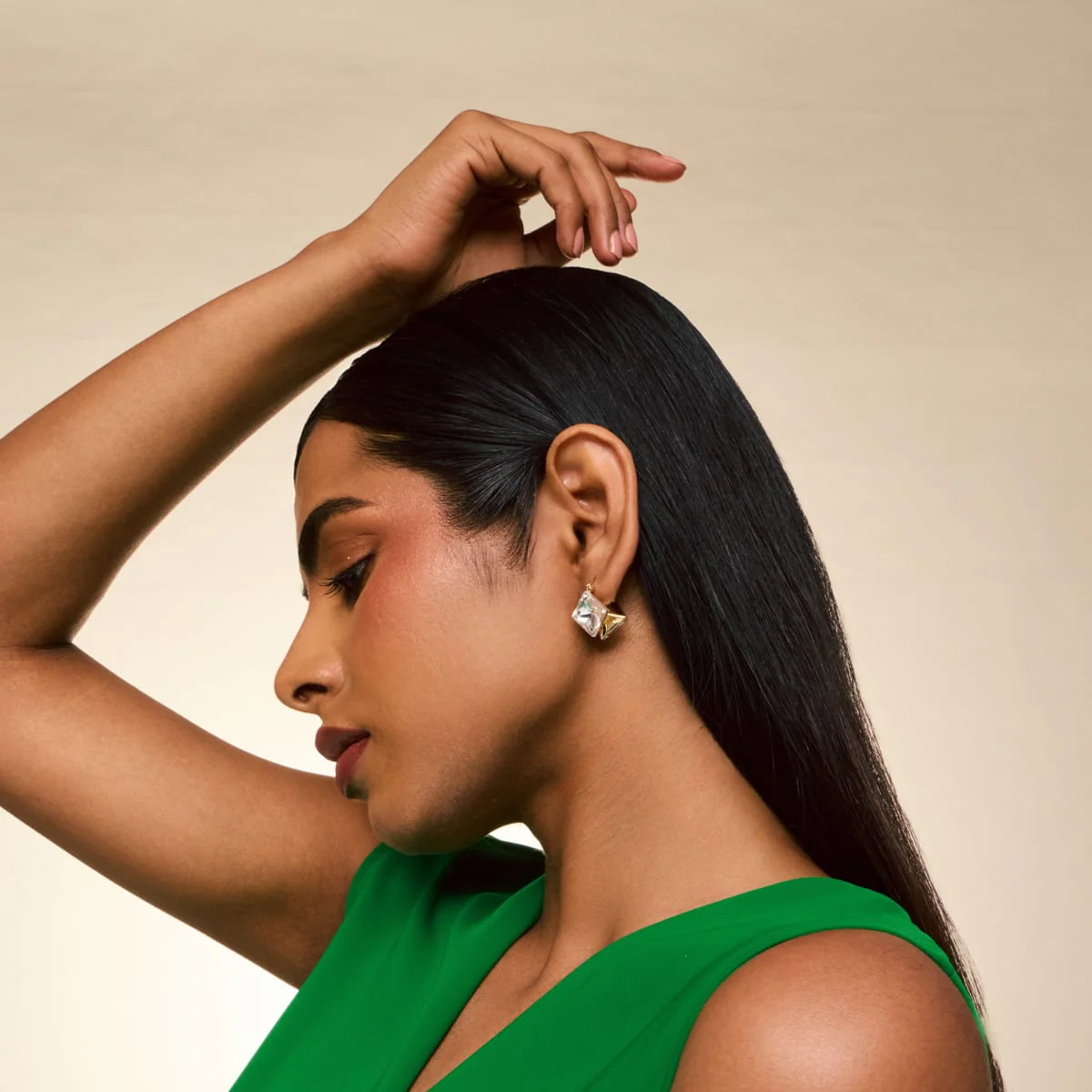 Trendy Earring 200174 - Image 2