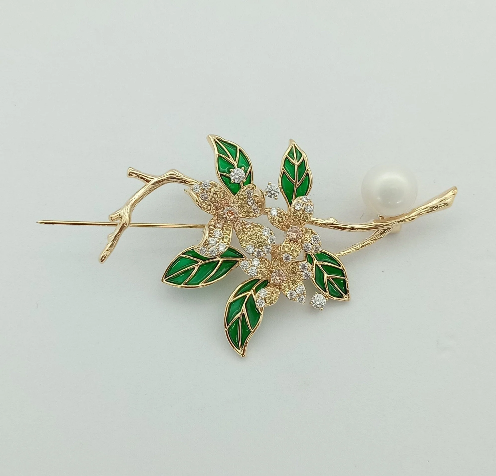 Trendy Saree Brooch 180023