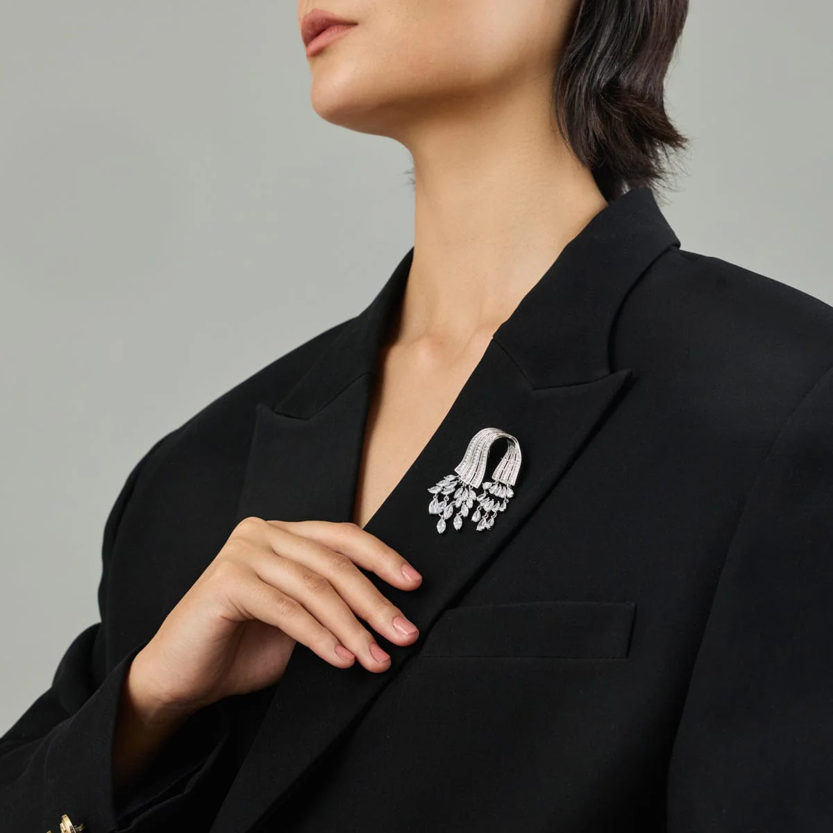 Trendy Saree Brooch 189148 - Image 2