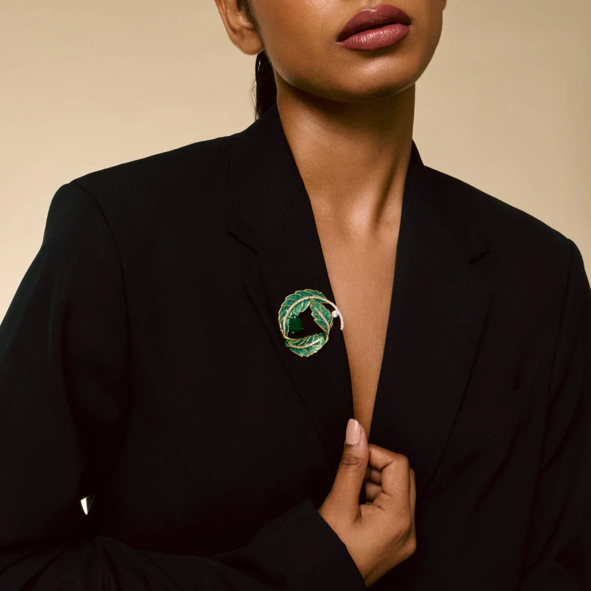 Trendy Saree Brooch 195953 - Image 2