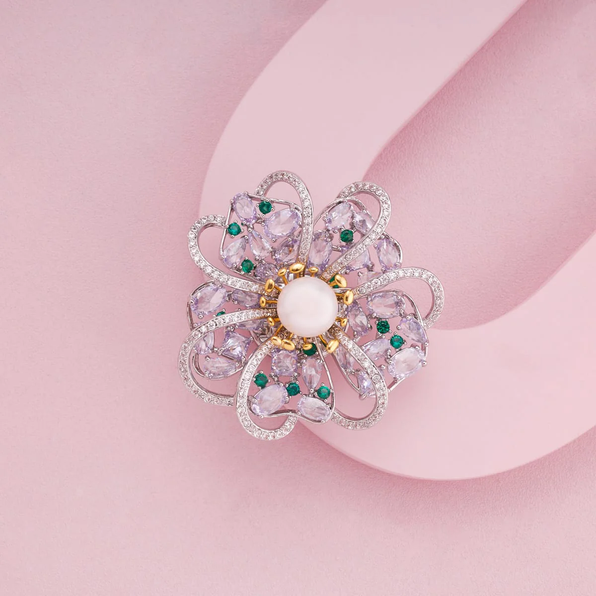 Trendy Saree Brooch 197892