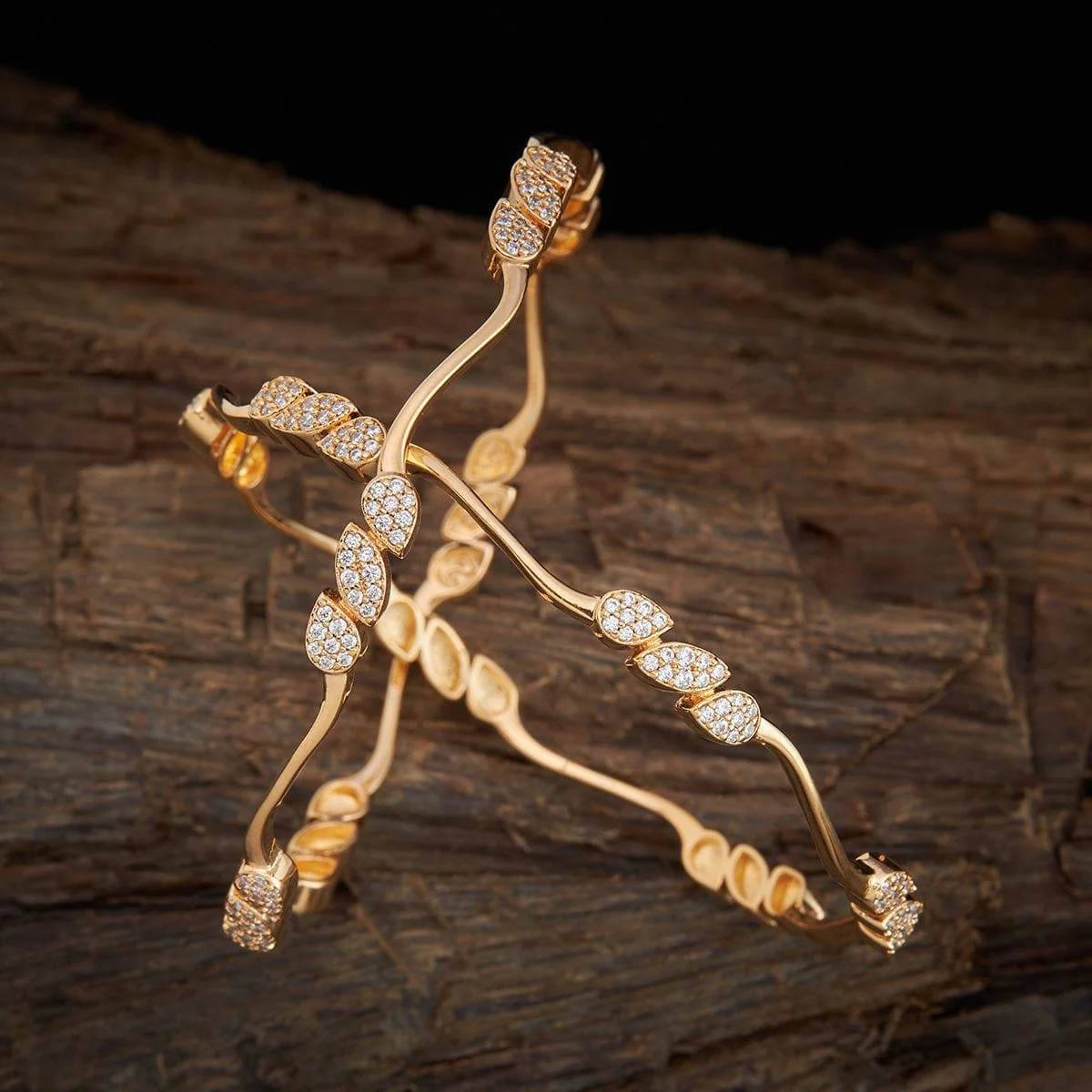 Zircon Bangle 142403 - Image 4