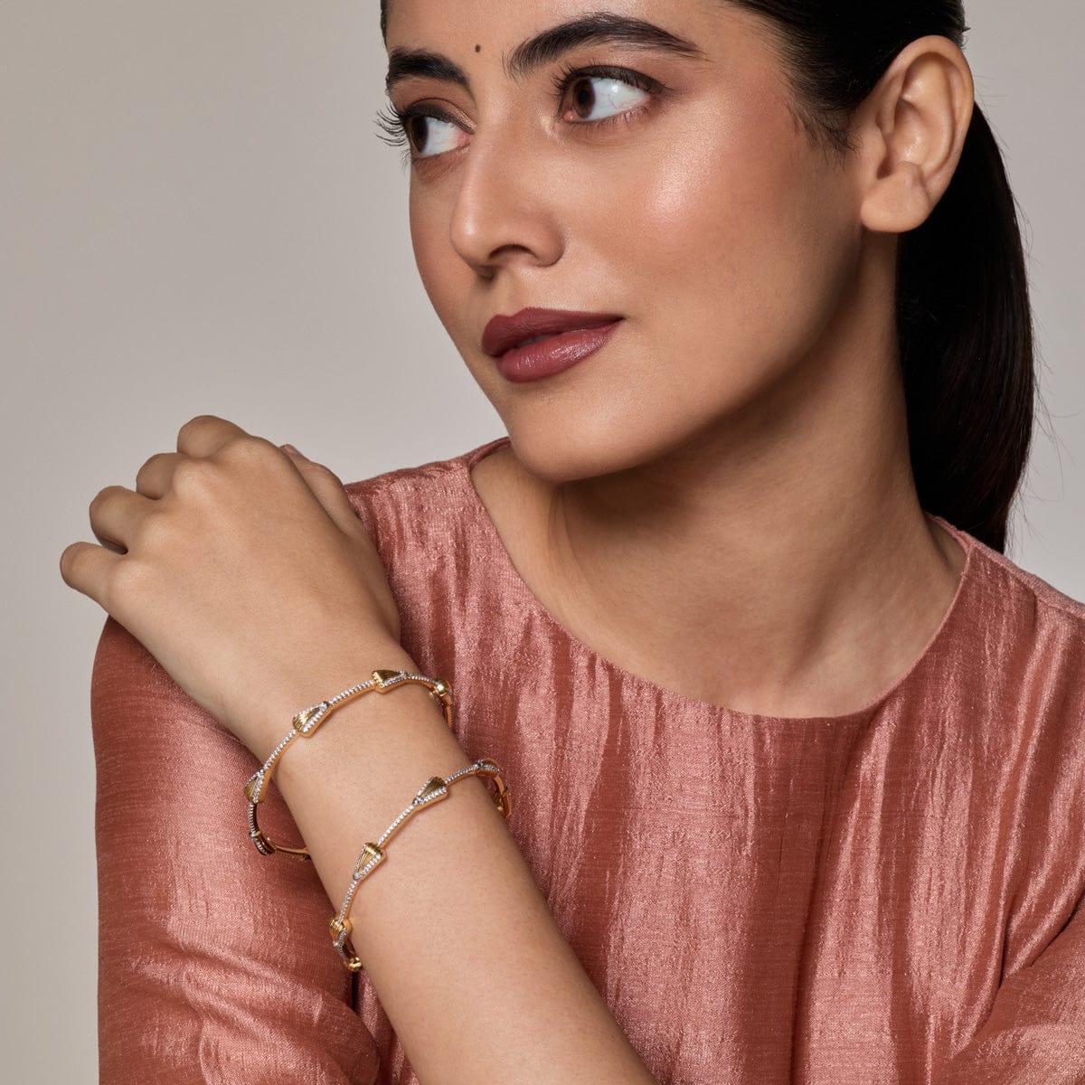Zircon Bangle 187666 - Image 6