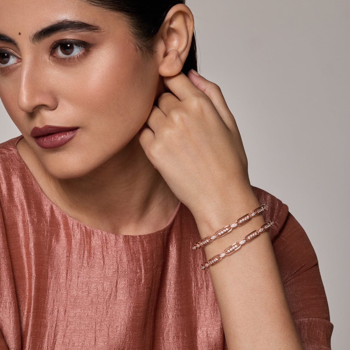 Zircon Bangle 189253 - Image 6