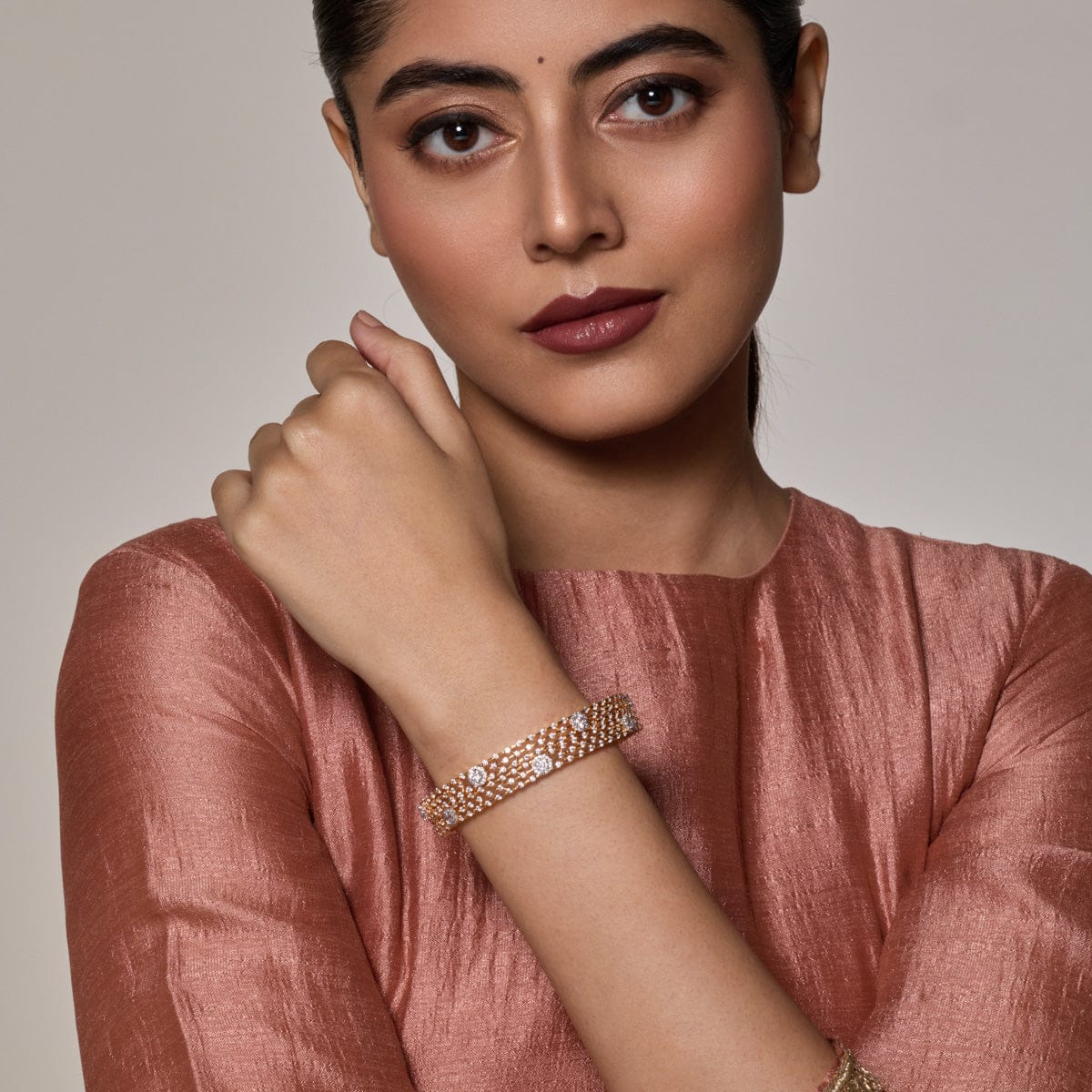 Zircon Bangle 190330 - Image 6