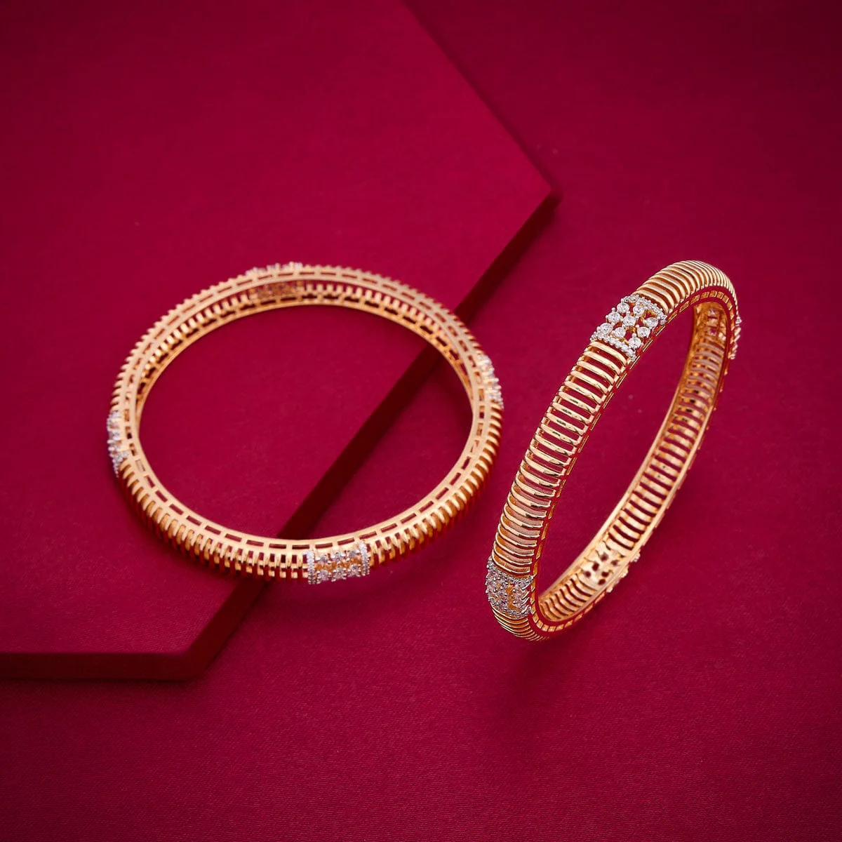 Zircon Bangle 190331 - Image 2