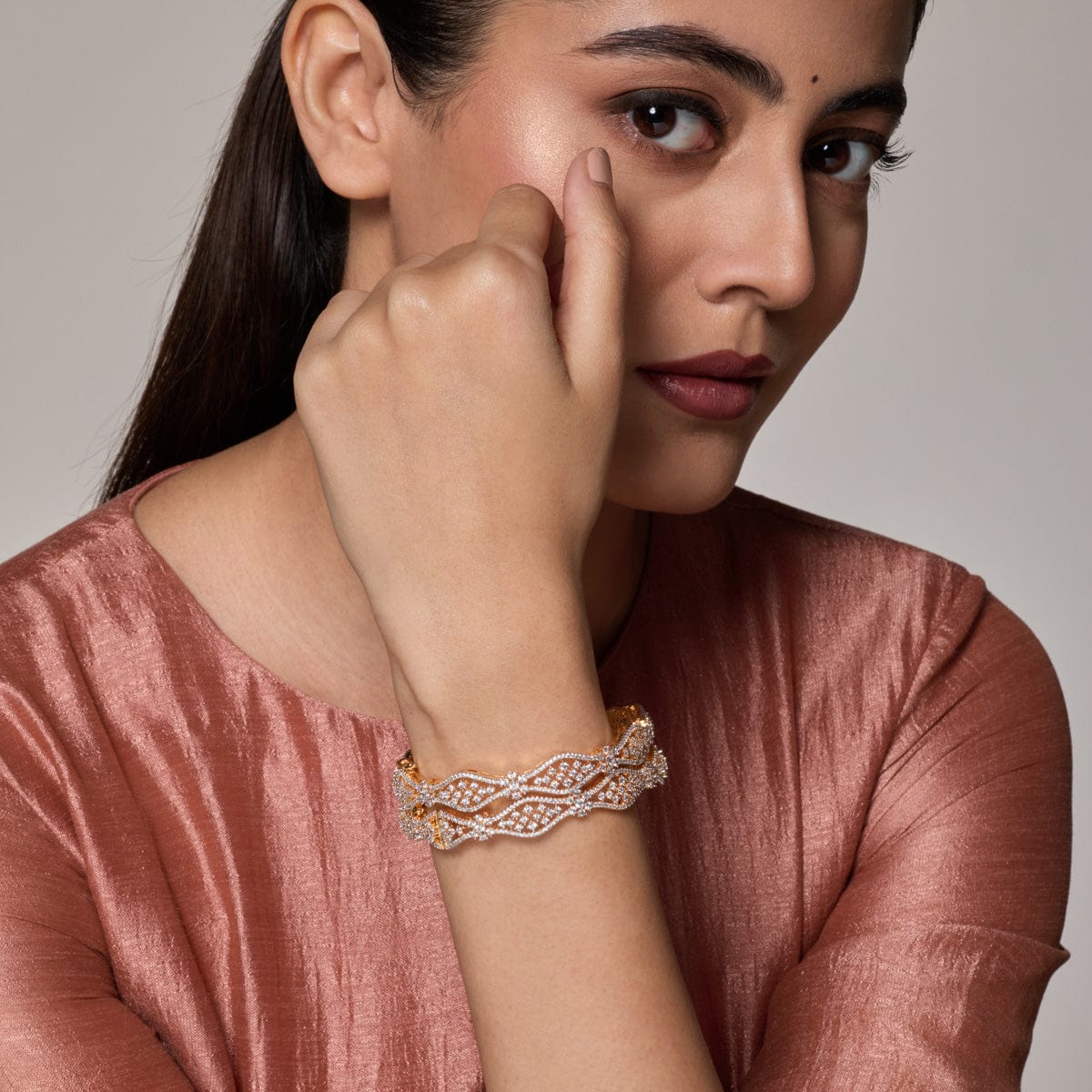 Zircon Bangle 190333 - Image 5