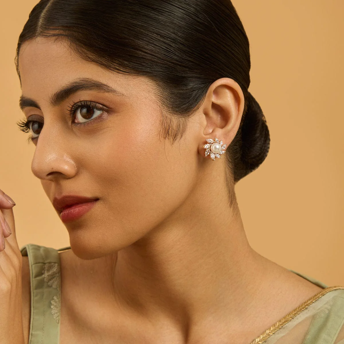 Zircon Earring 181014 - Image 3