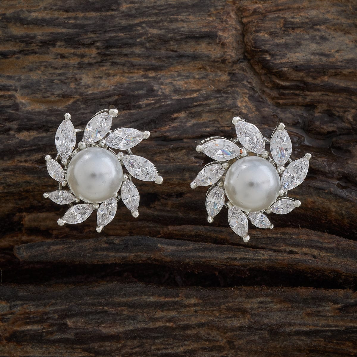 Zircon Earring 181014 - Image 5