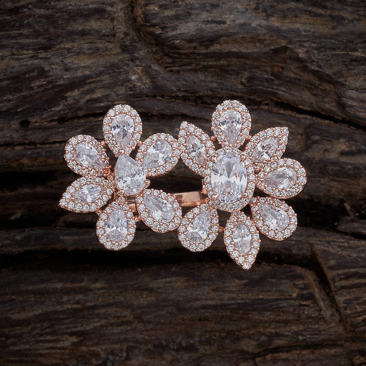 Zircon Finger Ring 170837 - Image 3