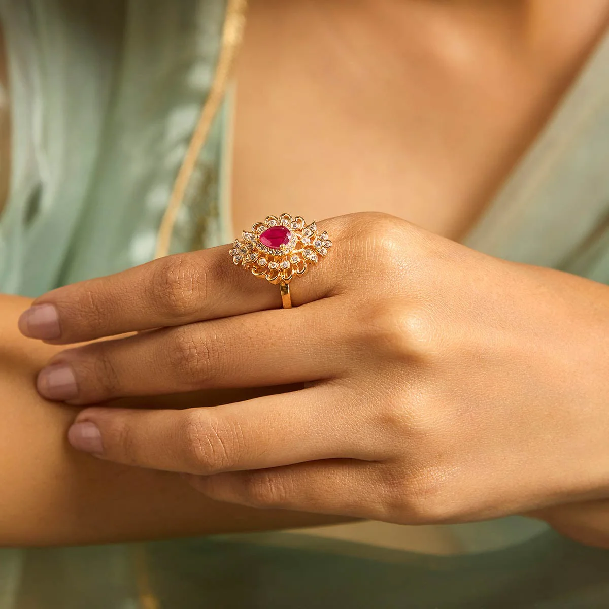 Zircon Finger Ring 173188 - Image 2