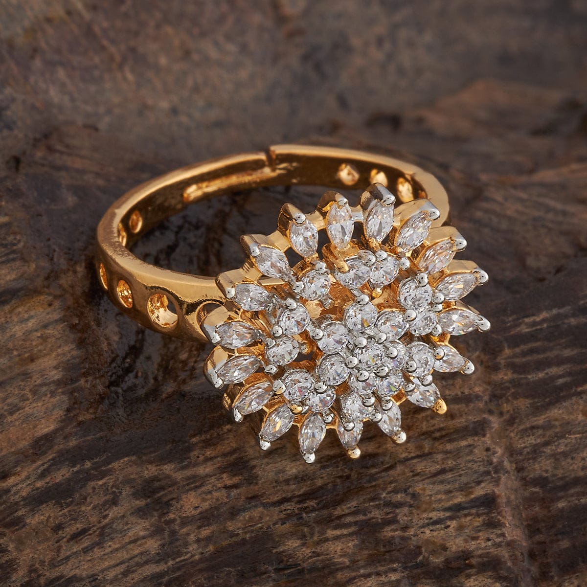 Zircon Finger Ring 178516 - Image 7