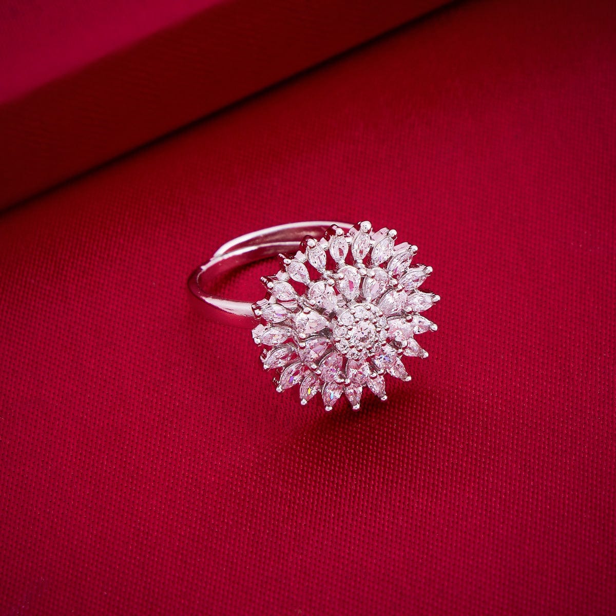 Zircon Finger Ring 185591 - Image 7