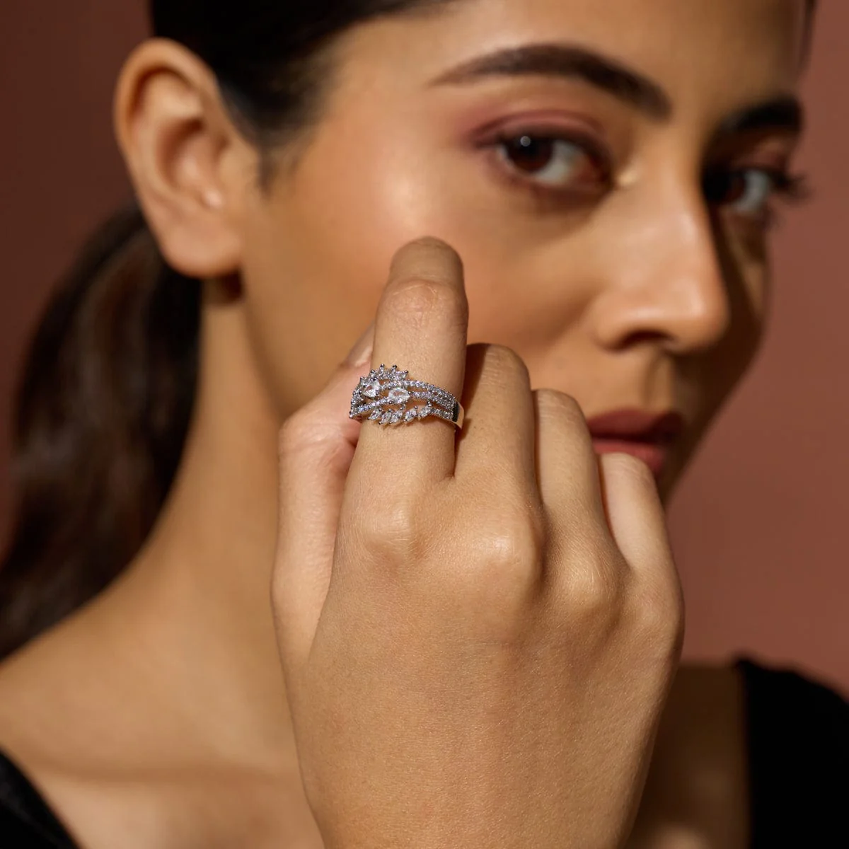 Zircon Finger Ring 188768 - Image 7