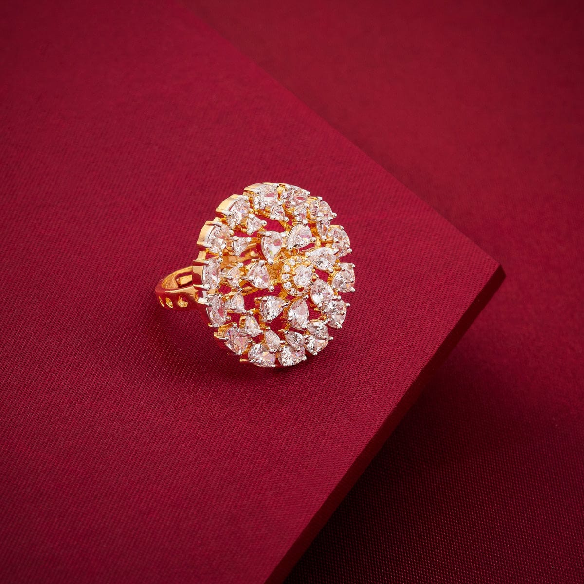 Zircon Finger Ring 188795 - Image 2