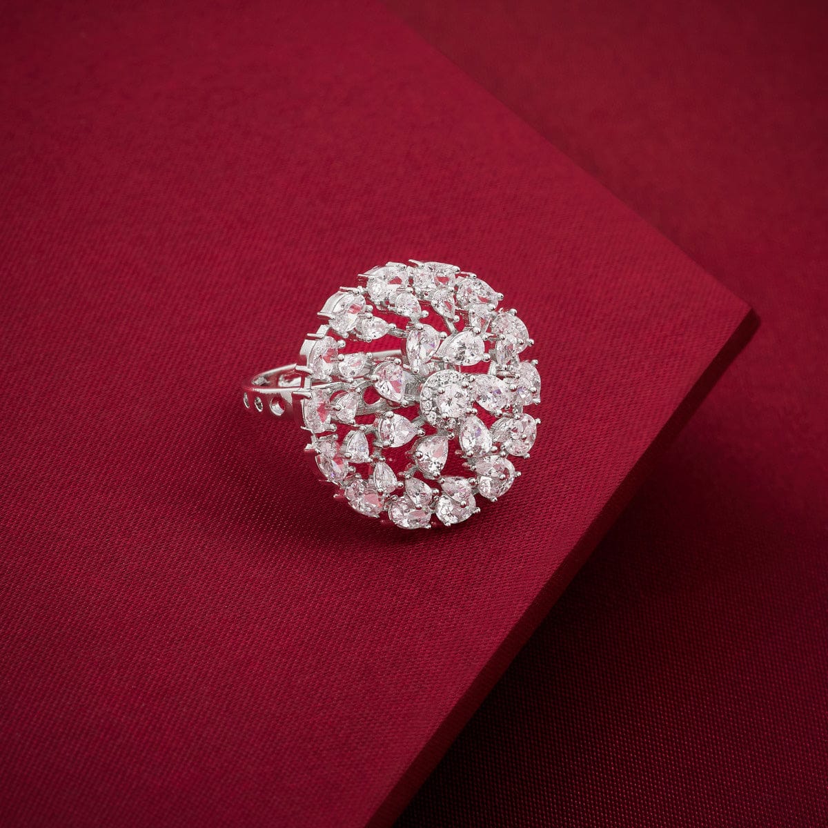 Zircon Finger Ring 188795 - Image 6