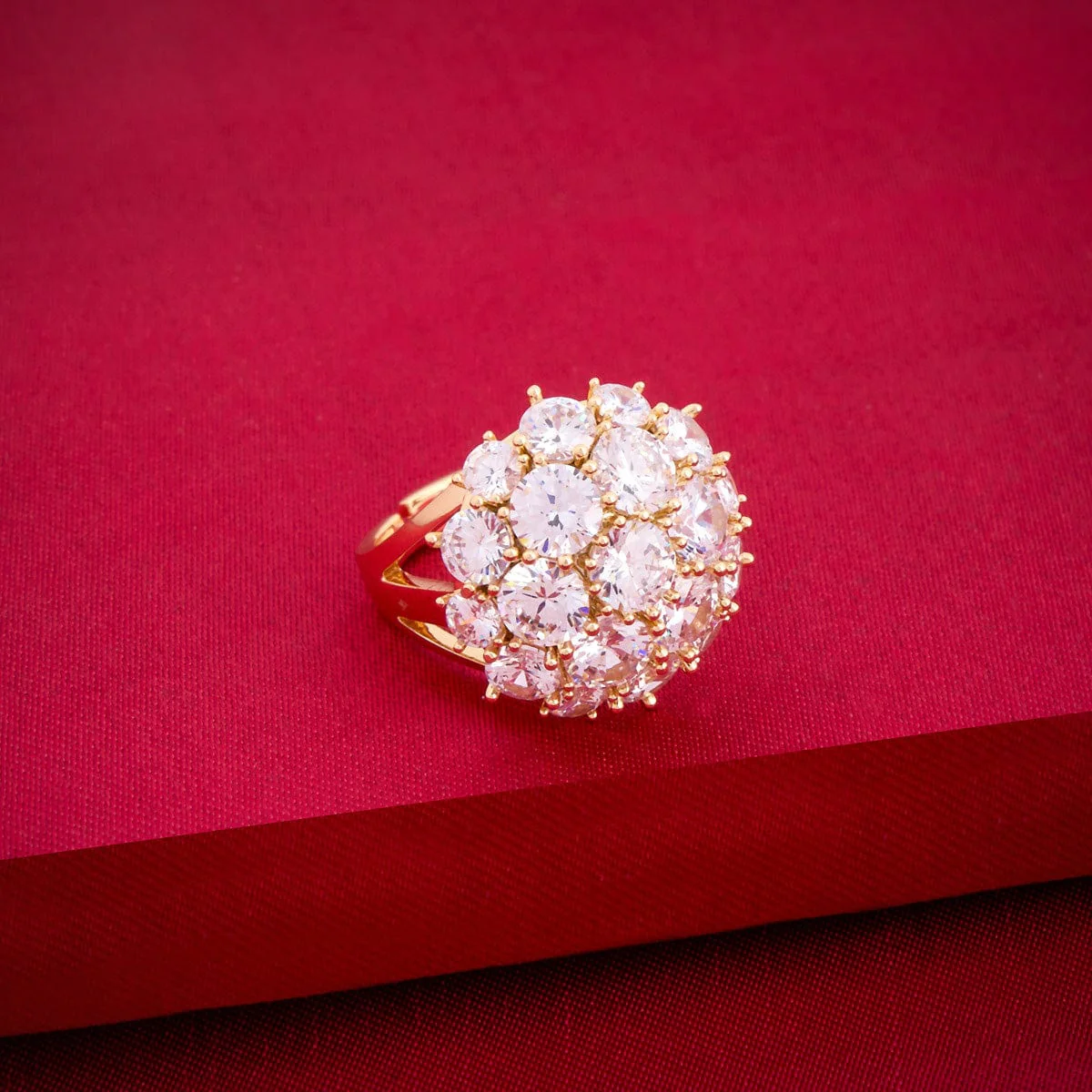 Zircon Finger Ring 190038 - Image 2