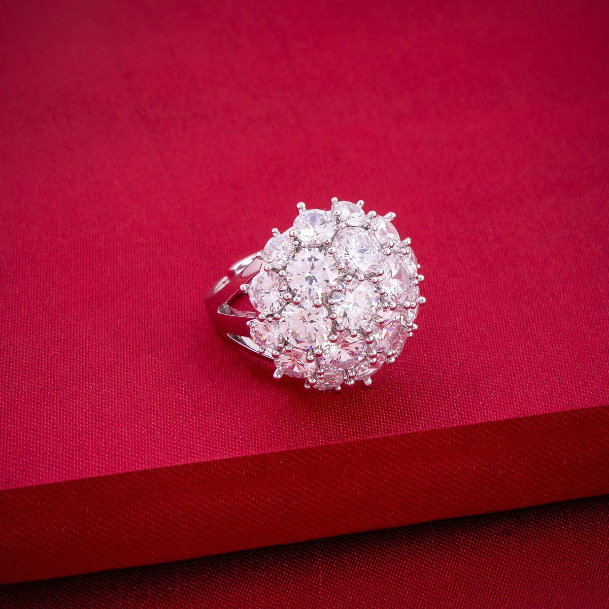 Zircon Finger Ring 190038 - Image 6