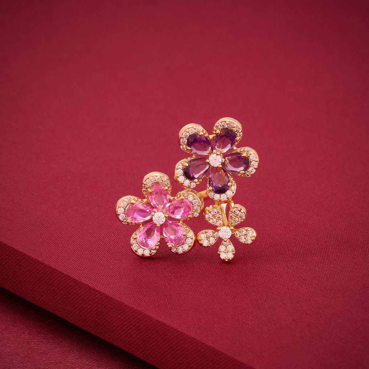 Zircon Finger Ring 192373 - Image 2