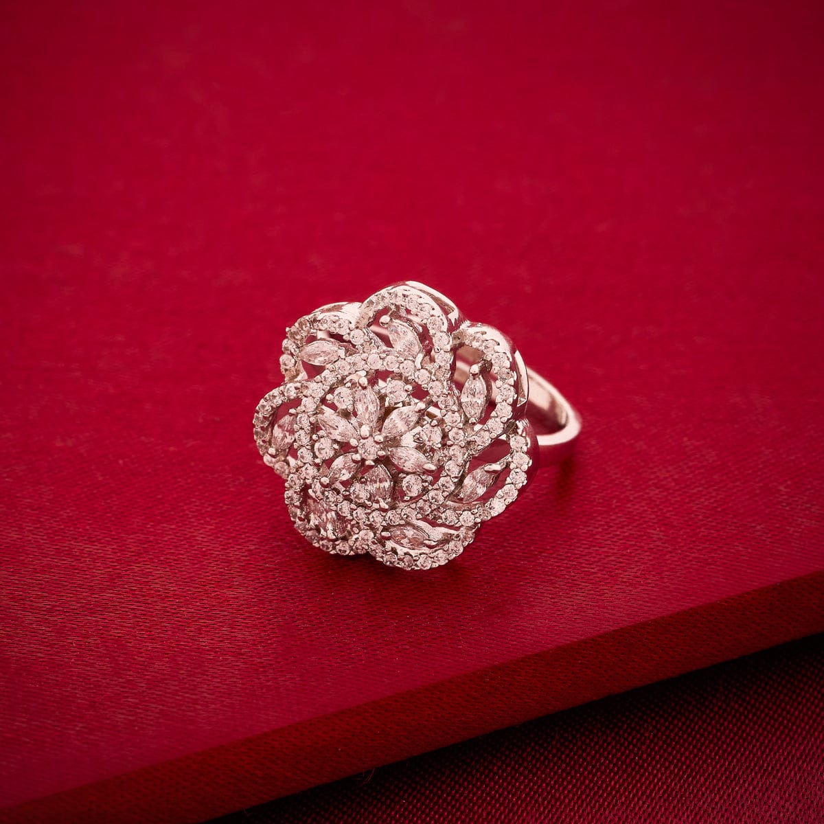 Zircon Finger Ring 193128 - Image 2