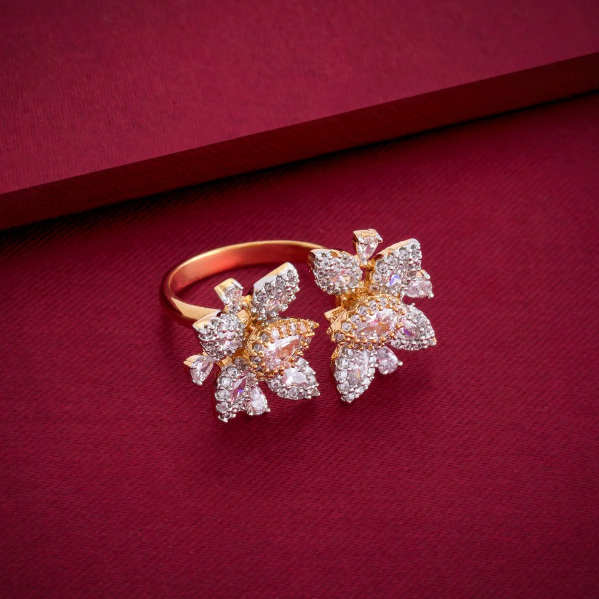 Zircon Finger Ring 193132 - Image 2