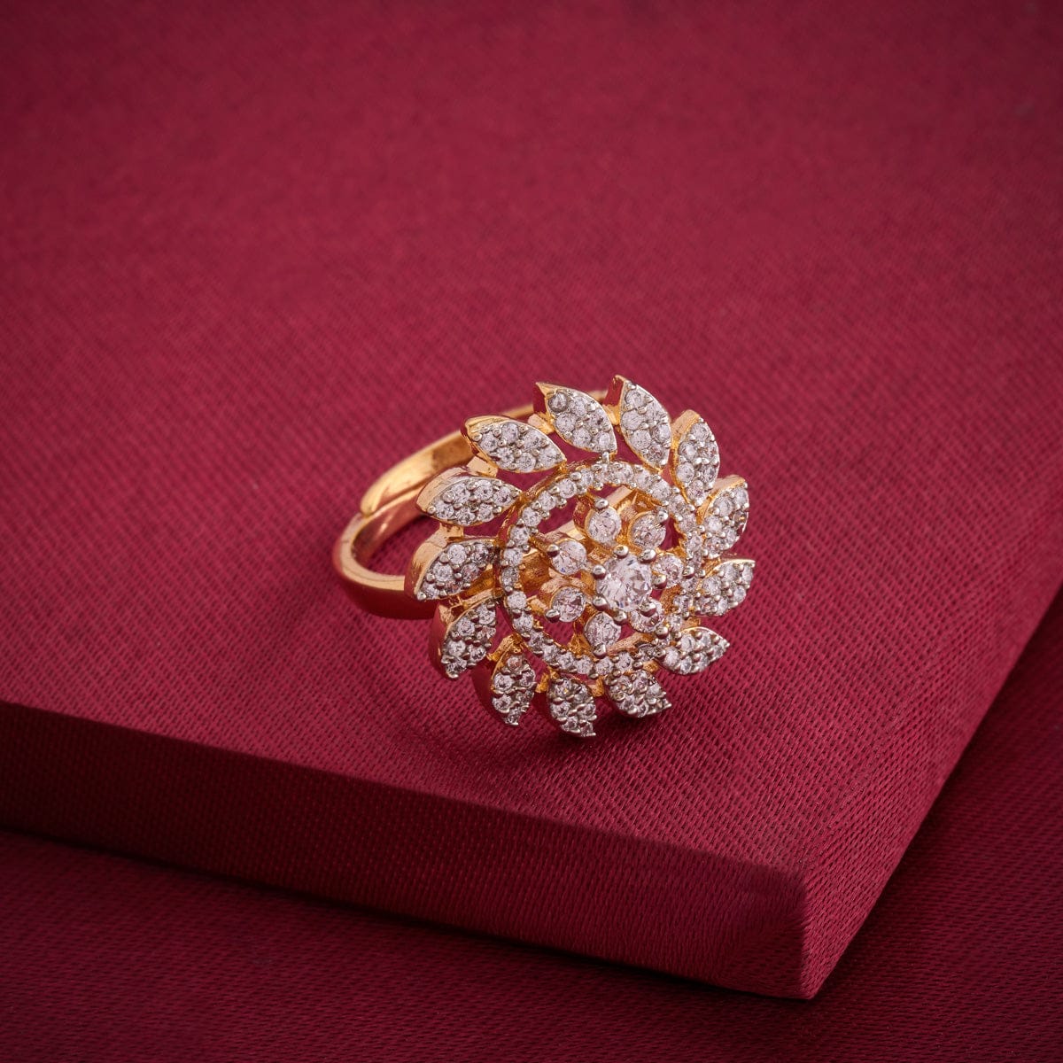 Zircon Finger Ring 193147 - Image 2
