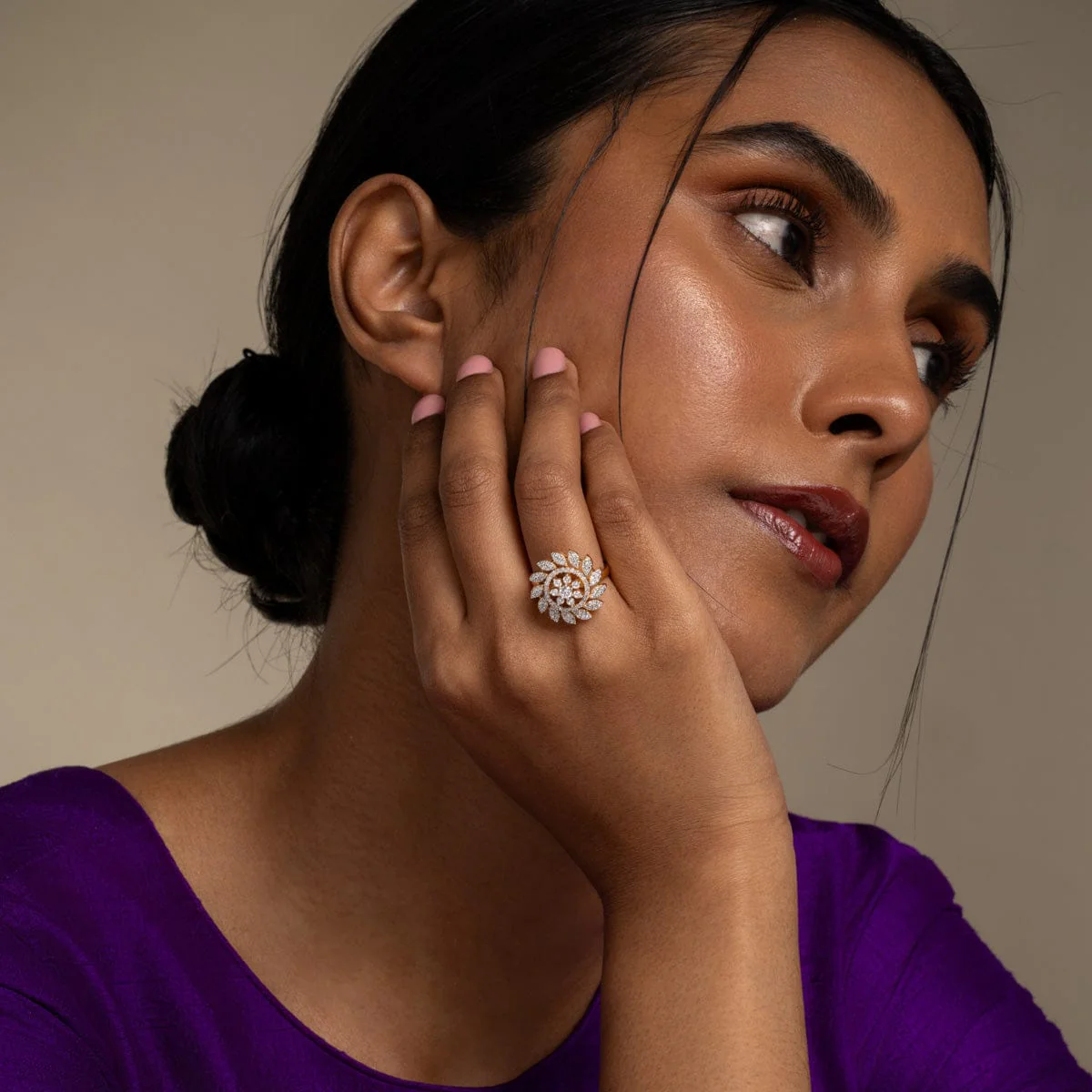 Zircon Finger Ring 193147 - Image 3