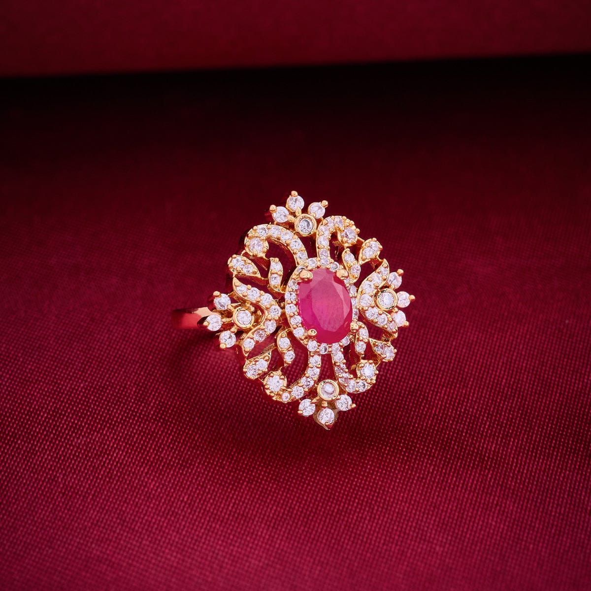 Zircon Finger Ring 193894 - Image 2