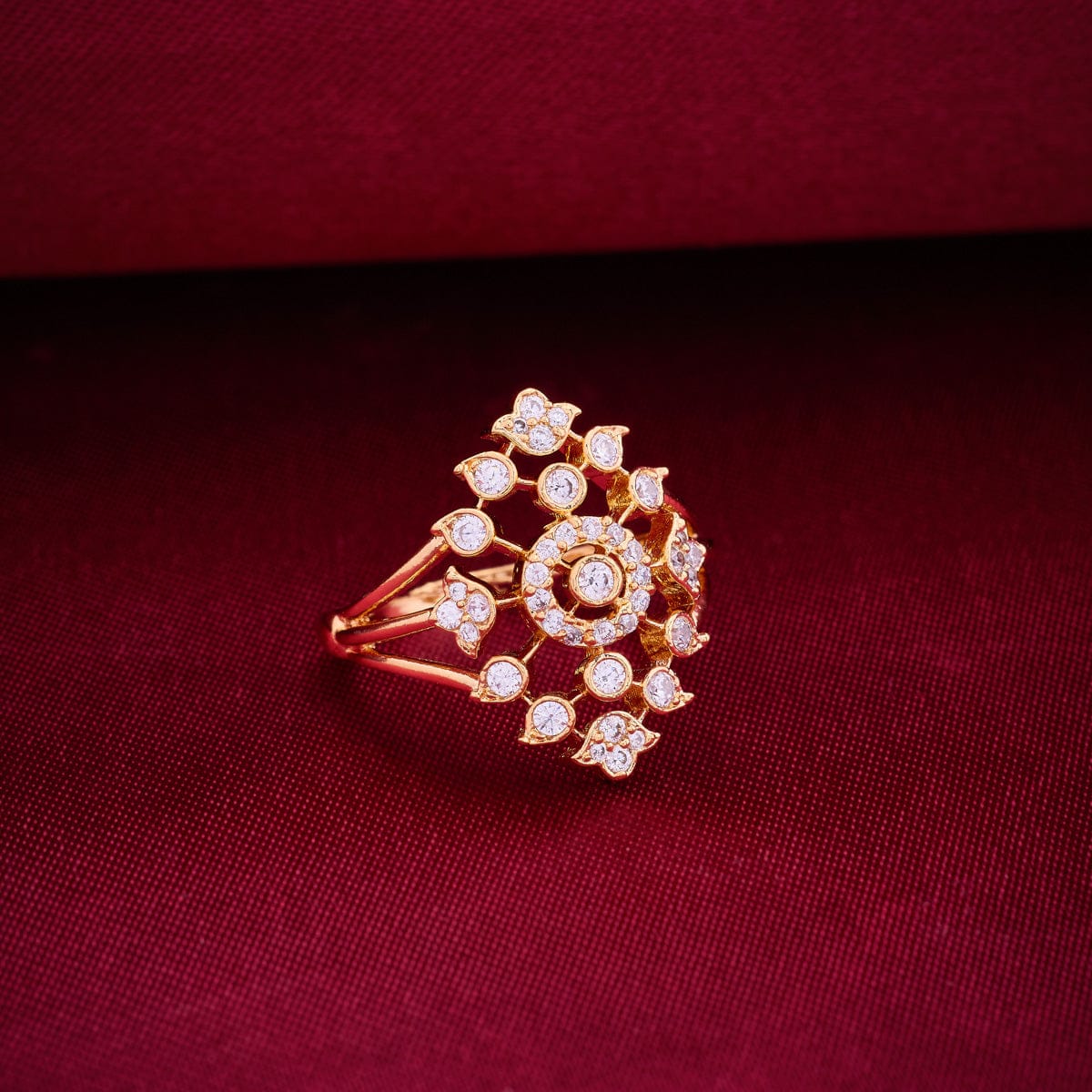 Zircon Finger Ring 193897 - Image 2