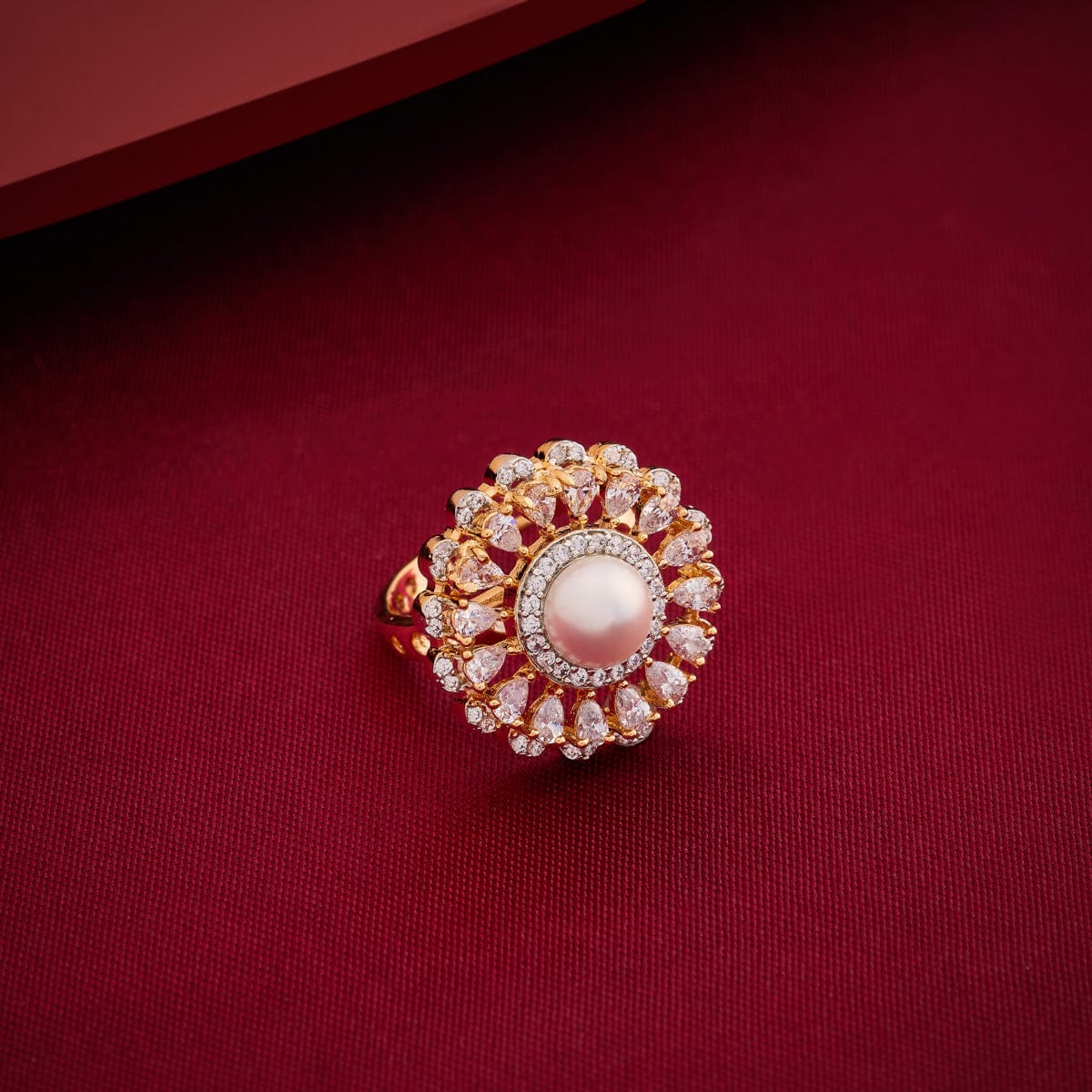 Zircon Finger Ring 195223 - Image 2