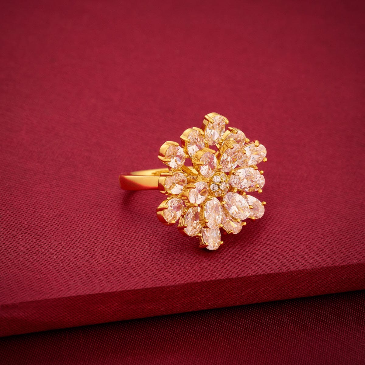 Zircon Finger Ring 195313 - Image 2