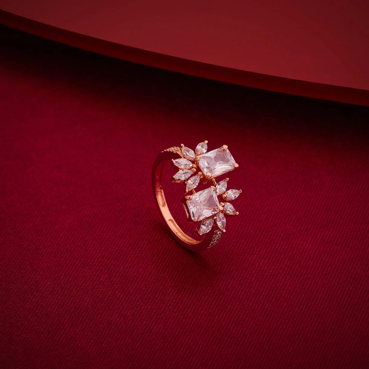 Zircon Finger Ring 197397 - Image 6