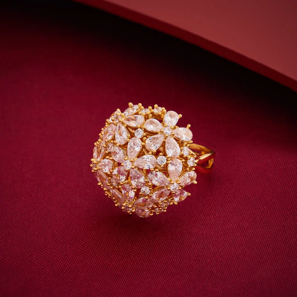 Zircon Finger Ring 197980 - Image 2
