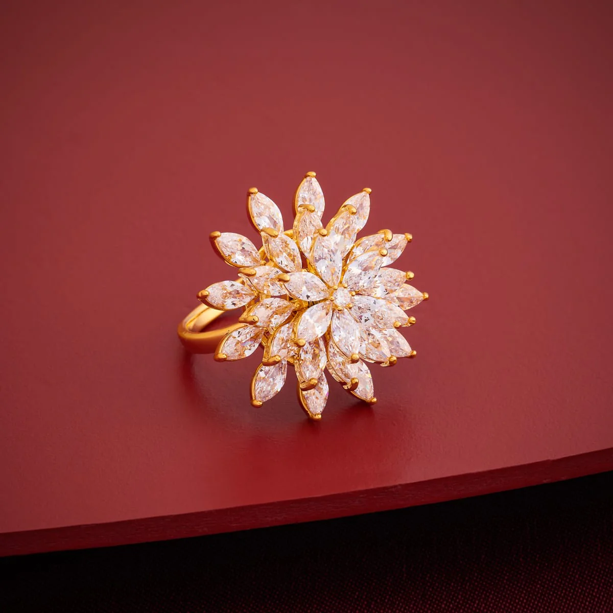 Zircon Finger Ring 197981 - Image 2