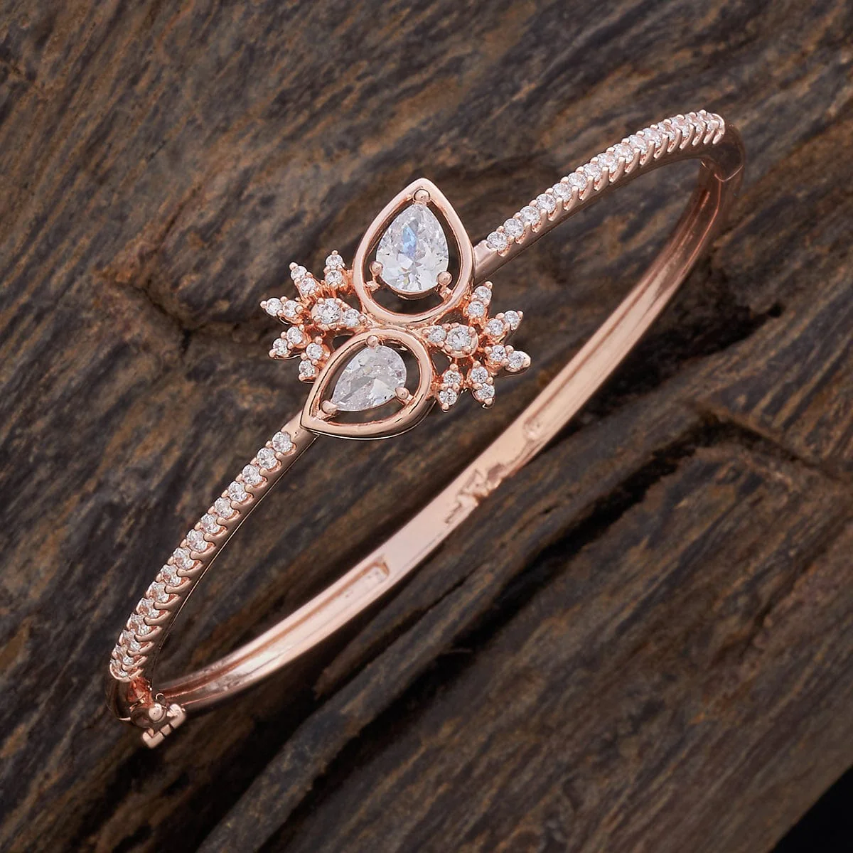 Zircon Kada 174002 - Image 8